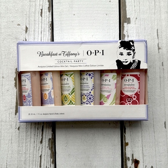 ❣️HOST PICK❣️ OPI Avo Juice Audrey Hepburn Skin Quencher Set - Picture 1 of 5